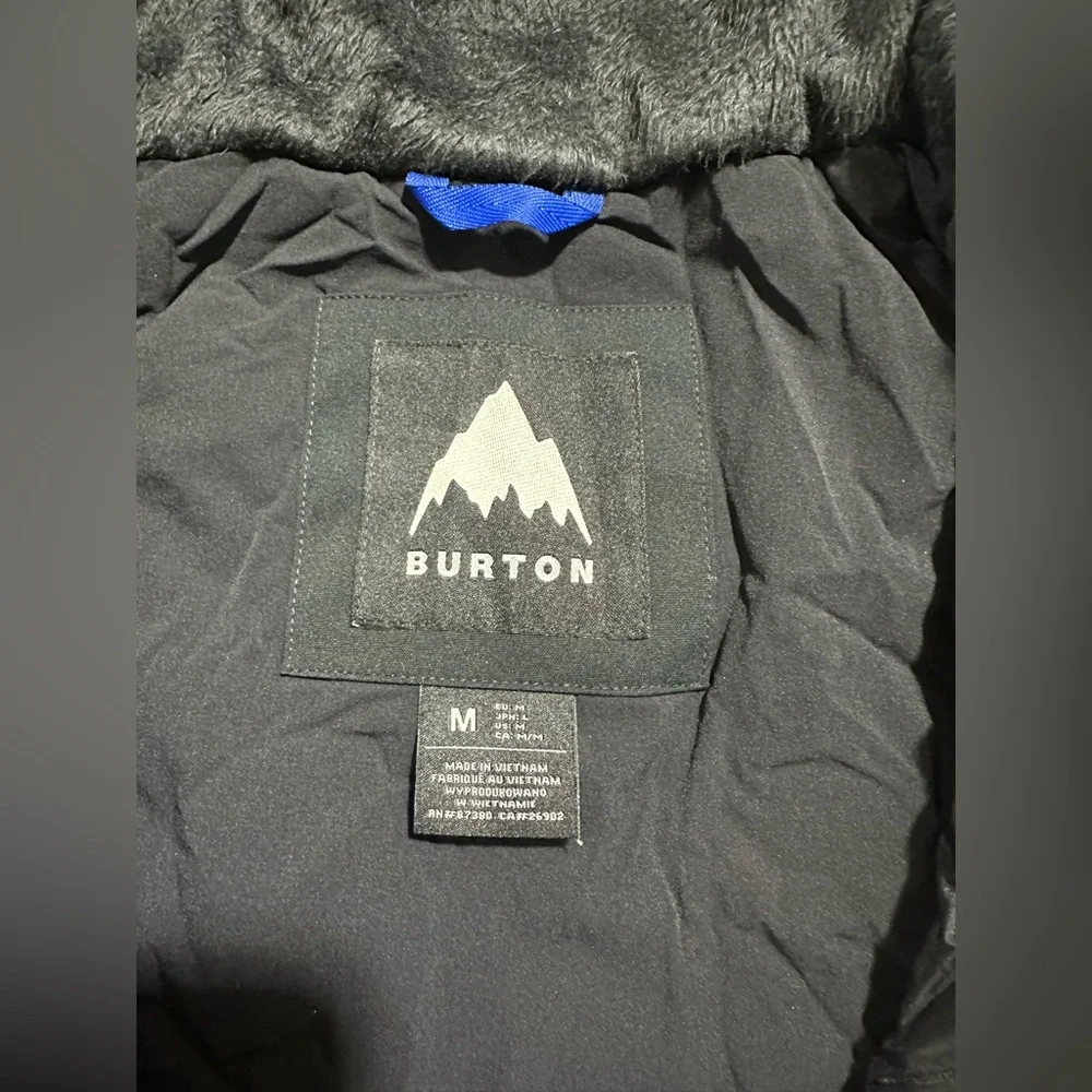 Burton Women's Jacket in Dark Gray - Picture 4 of 7